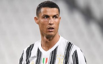 Ronaldo em ação pela Juventus na partida da Liga dos Campeões diante do Lyon