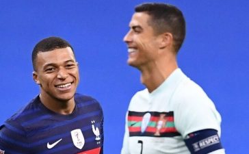 Cristiano Ronaldo e Kylian Mbappé no intervalo do França-Portugal: Liga das Nações