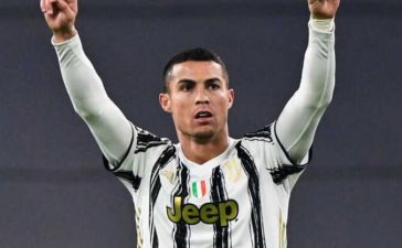 Cristiano Ronaldo marca golo pela Juventus