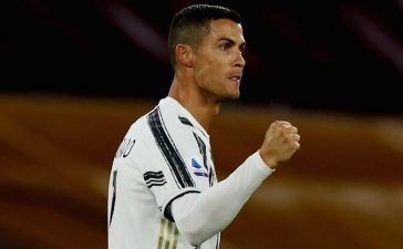 Cristiano Ronaldo bisa na vitória da Juventus sobre o Génova