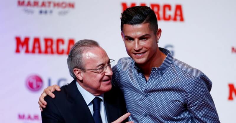 Florentino Pérez com Cristiano Ronaldo, aquando da conquista do prémio do jornal Marca