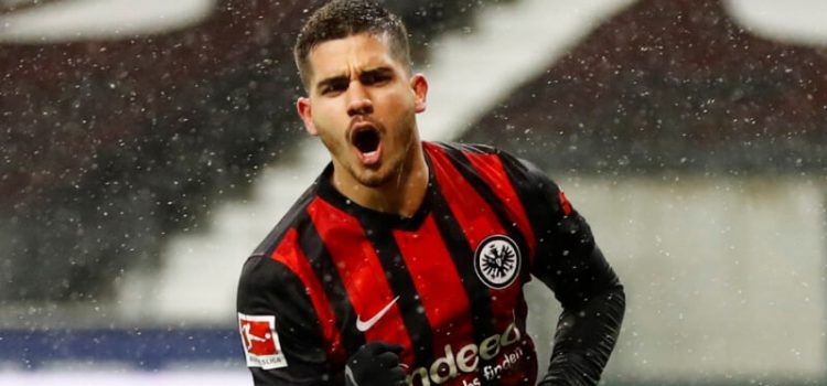 André Silva festeja mais um golo pelo Eintracht Frankfurt