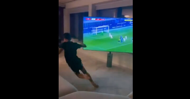 A reação de Cristianinho ao golo de Cristiano Ronaldo na Taça de Itália