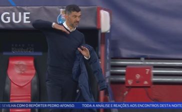 Gesto de Sérgio Conceição após o FC Porto-Chelsea na Liga dos Campeões