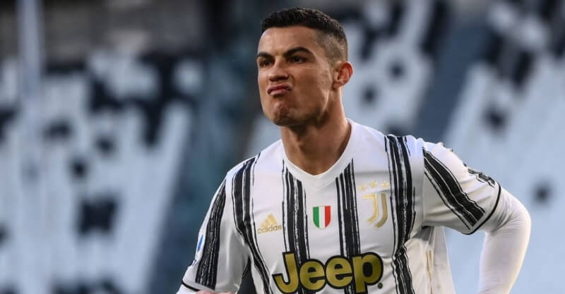 Cristiano Ronaldo festeja golo inaugural no Juventus-Nápoles