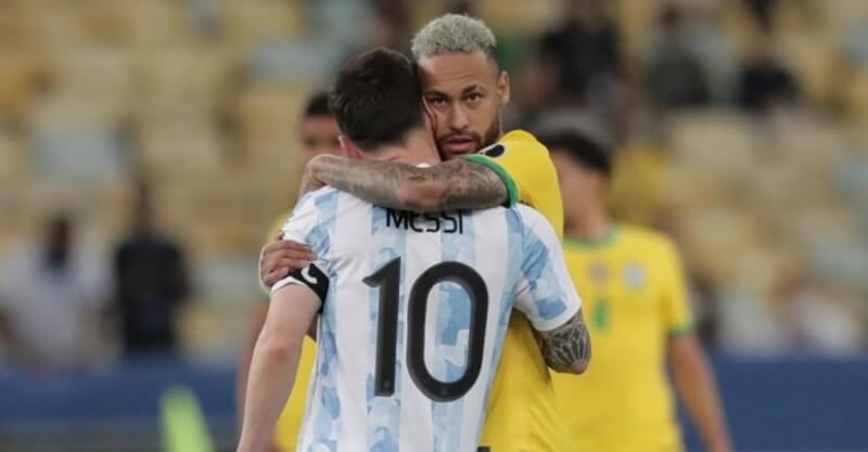 Neymar e Lionel Messi após a final da Copa América entre Argentina e Brasil