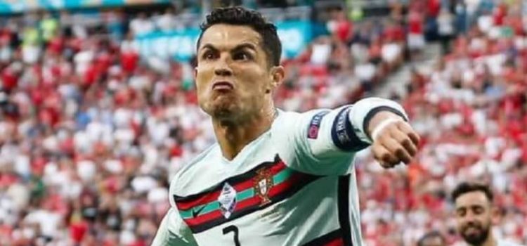 Cristiano Ronaldo celebra o bis na vitória de Portugal sobre a Hungria no Euro 2020