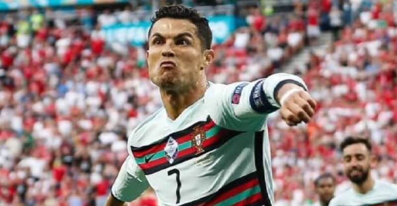 Cristiano Ronaldo celebra o bis na vitória de Portugal sobre a Hungria no Euro 2020