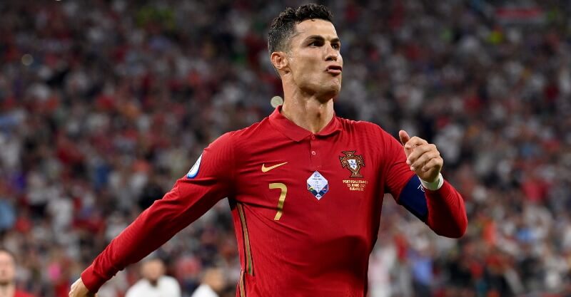 Cristiano Ronaldo a defender as cores de Portugal no Euro 2020