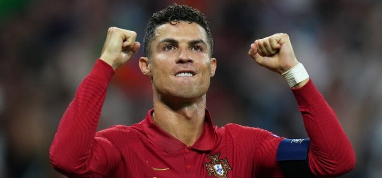 Cristiano Ronaldo celebra empate contra a França