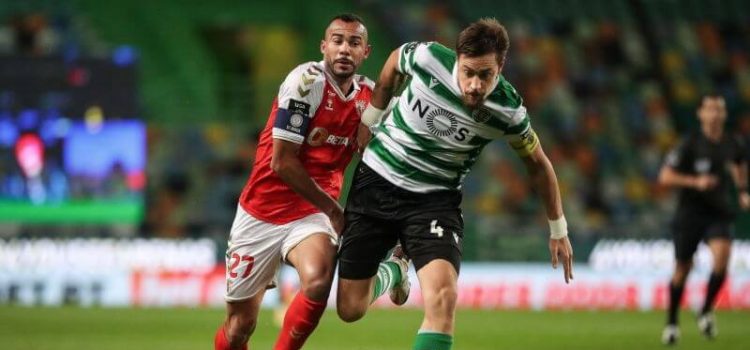Coates e Fransergio em disputa de bola no SC Braga-Sporting
