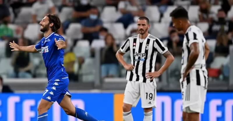 Jogadores da Juventus na derrota diante do Empoli