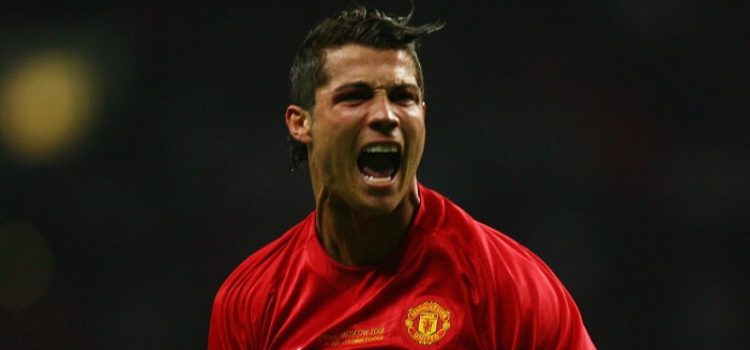 Ronaldo celebra golo nos tempos de Manchester United