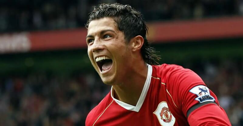 Cristiano Ronaldo festeja efusivamente um golo nos primeiros seis anos de Manchester United