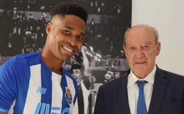 Wendell ao lado de Pinto da Costa, aquando da sua apresentação como reforço do FC Porto