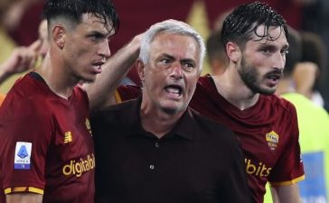 José Mourinho no derbi de Roma