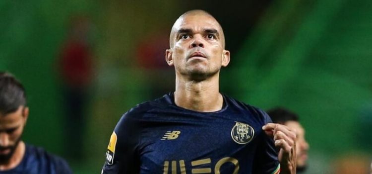 Pepe, central do FC Porto, após o empate com o Sporting