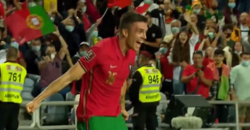 João Palhinha festeja golo no Portugal-Luxemburgo à Cristiano Ronaldo