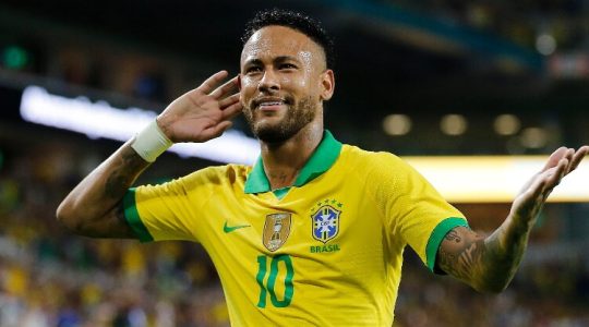 Neymar ao serviço do Brasil