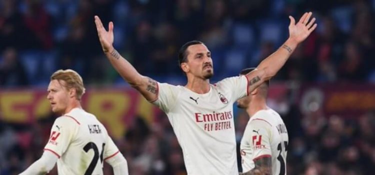 Zlatan Ibrahimovic celebra golo do AC Milan na vitória sobre a AS Roma