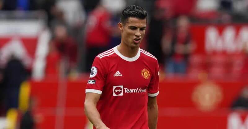 Cristiano Ronaldo frustrado após jogo do Manchester United