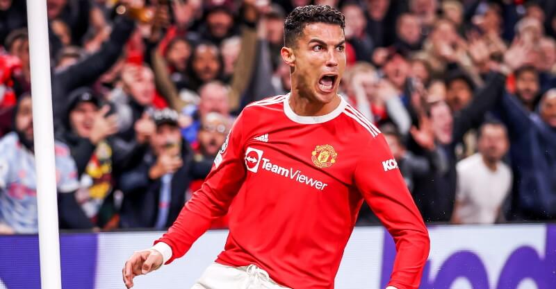 Cristiano Ronaldo festeja o golo da vitória do Manchester United sobre a Atalanta na Liga dos Campeões