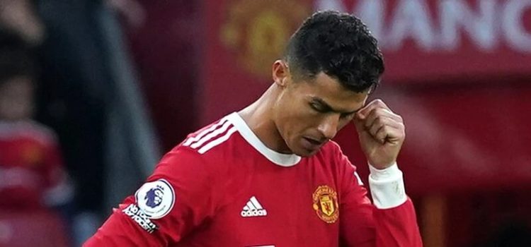 Desalento de Cristiano Ronaldo no Manchester United-Liverpool