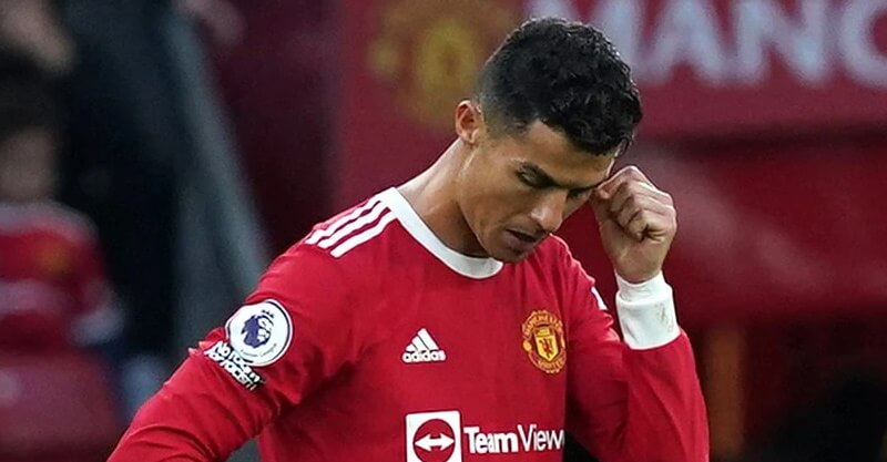 Desalento de Cristiano Ronaldo no Manchester United-Liverpool