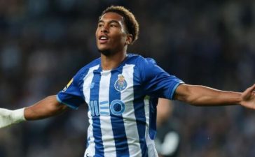 Danny Loader na estreia pela equipa principal do FC Porto