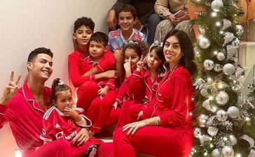 Cristiano Ronaldo e a família no Natal