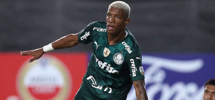 Danilo, médio do Palmeiras apontado ao Benfica