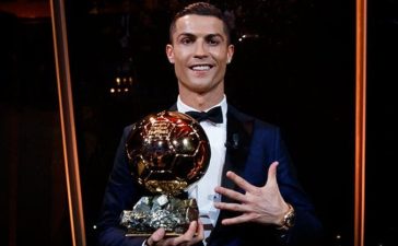 Cristiano Ronaldo na conquista da 5ª Bola de Ouro da carreira em 2017