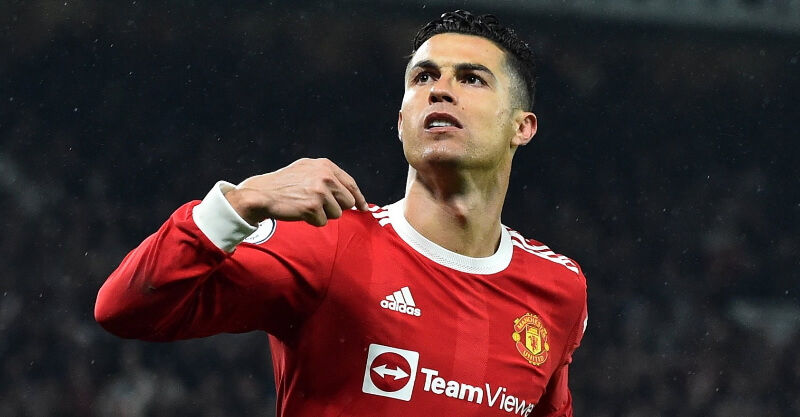 Cristiano Ronaldo celebra golo no Manchester United-Brentford