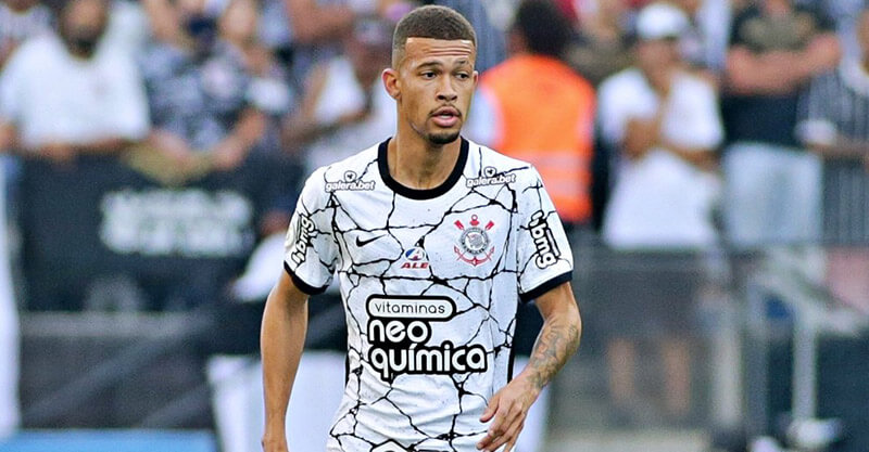 João Victor, central do Corinthians que vai reforçar o Benfica