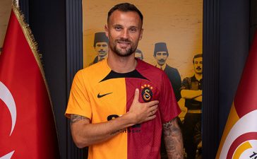 Haris Seferovic, apresentado como reforço do Galatasaray