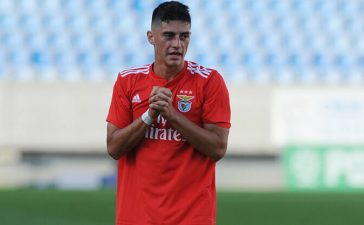 Tiago Gouveia, jovem extremo do Benfica