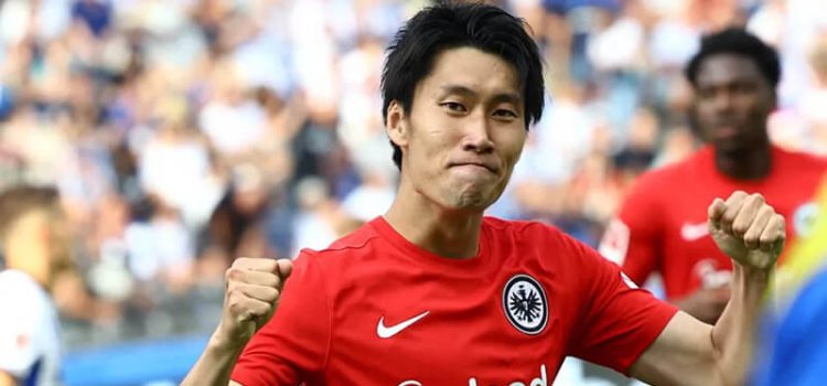 Daichi Kamada, médio-ofensivo do Eintracht Frankfurt que interessa ao Benfica