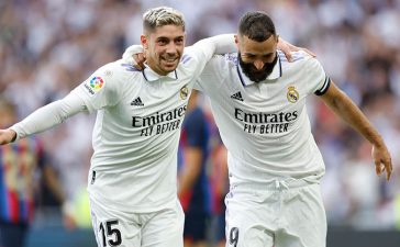 Federico Valverde e Karim Benzema marcam no clássico entre Real Madrid e Barcelona