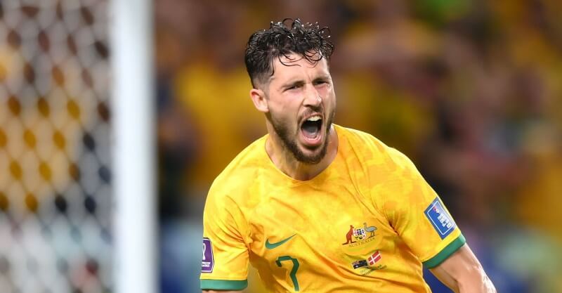 Mathew Leckie celebra golo da Austrália diante da Dinamarca no Mundial 2022