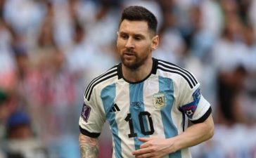 Lionel Messi no Argentina-Arábia Saudita no Mundial 2022