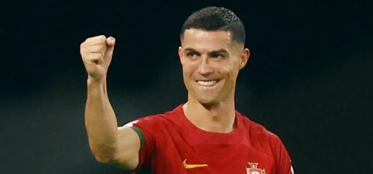 Cristiano Ronaldo de punho em riste no Portugal-Gana