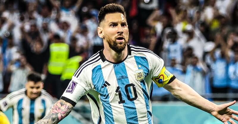 Lionel Messi celebra golo na vitória da Argentina sobre a Austrália no Mundial 2022