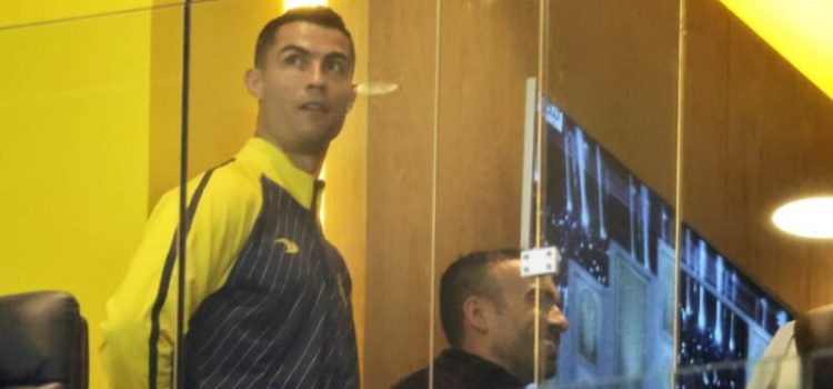 Cristiano Ronaldo assistiu ao Al Nassr-Al Tai