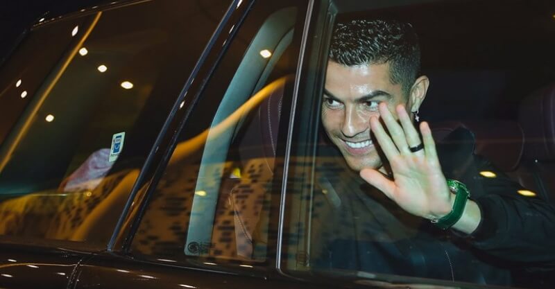 Cristiano Ronaldo à chegada à Arábia Saudita onde vai jogar no Al Nassr