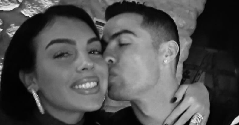 Cristiano Ronaldo beija Georgina Rodríguez