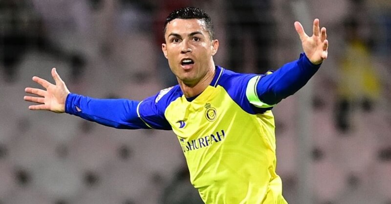 Cristiano Ronaldo festeja um golo pelo Al Nassr