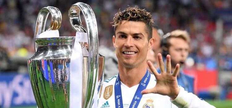 Cristiano Ronaldo após conquistar a 5ª Liga dos Campeões da sua carreira ao serviço do Real Madrid