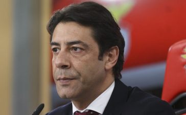 Rui Costa, presidente do Benfica, em conferência de imprensa