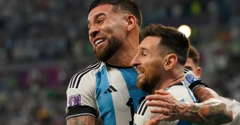 Lionel Messi e Nicolás Otamendi pela Argentina