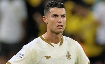 Cristiano Ronaldo irritado após derrota do Al Nassr contra o Al-Ittihad